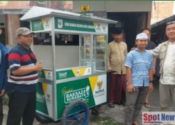 BAZNAS Surabaya Salurkan Rombong Usaha untuk Pemuda Disabilitas di Tambaksari