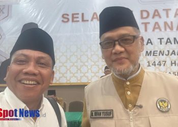 Menteri Haji Erfan Yusuf dan Kyai Muhammad Zakki Sambut Kloter 112: Sampaikan Salam Presiden Prabowo dan Sebut Haji 2026 Sukses Total