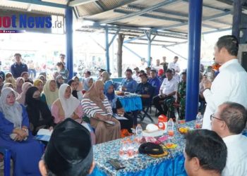 BAZNAS Kabupaten Lamongan dan Pemkab Lamongan Salurkan Santunan untuk Keluarga ABK KMN Enthog yang Hilang Kontak