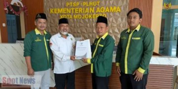 BAZNAS Kabupaten Mojokerto Serahkan Laporan Pengelolaan DAM Haji 2026 kepada Kementerian Haji Kabupaten Mojokerto
