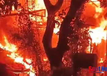 Empat Rumah Petak di Waringin Surabaya Terbakar Dini Hari, Diduga Akibat Korsleting Listrik