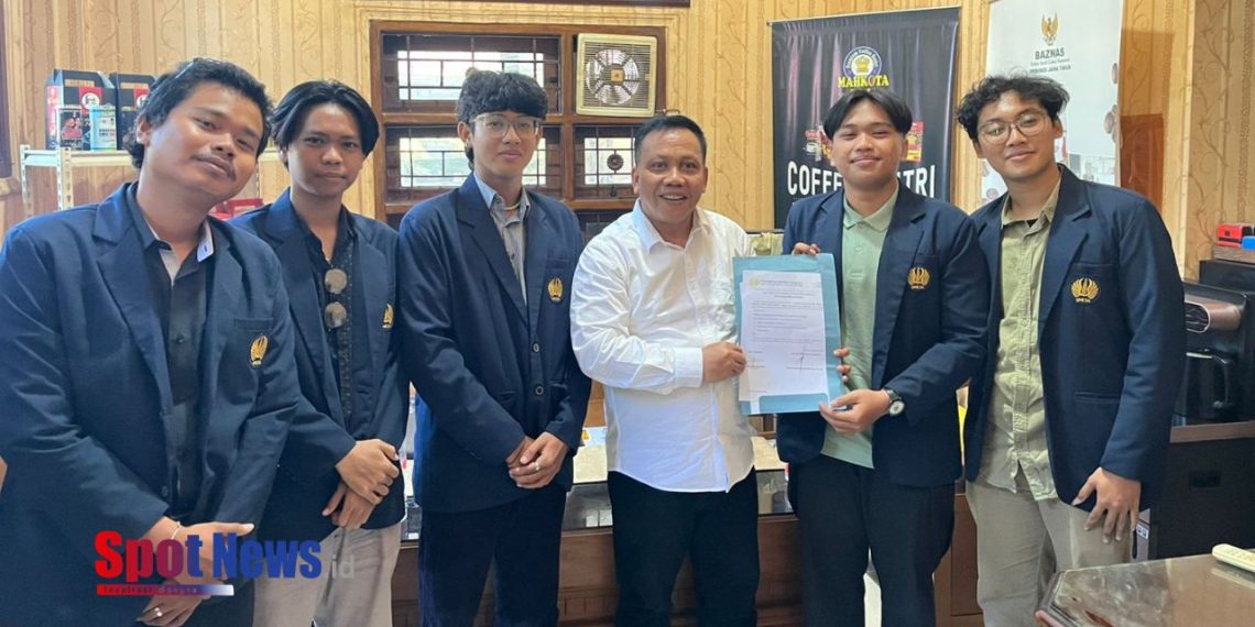 Dari Media Digital hingga Workshop Barista, Ini Program Lima Mahasiswa UNESA di Pesantren Mukmin Mandiri