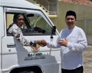 Cak BAZ Antar Jemput Mustahik Kediri untuk Berobat ke RSUD Dr. Soetomo Surabaya